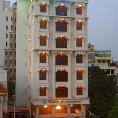 Hotel Maurya International Ченай Екстериор снимка
